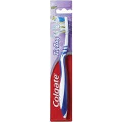 Colgate Medium Zigzag Toothbrush