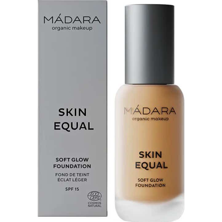 Mádara Skin Equal Base Soft Glow SPF15 50 Golden Sand 30 ml