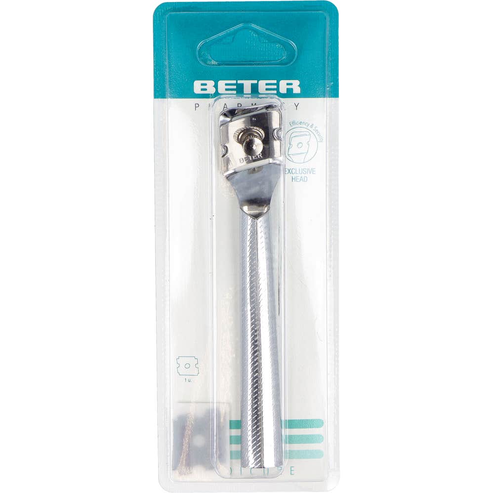 Beter cortacallos metálico 14,5cm