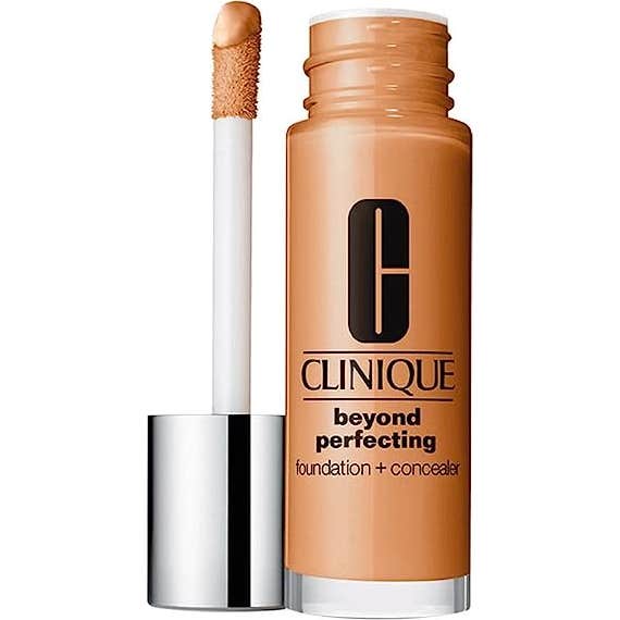 Clinique Beyond Perfecting Foundation Cream Caramelo
