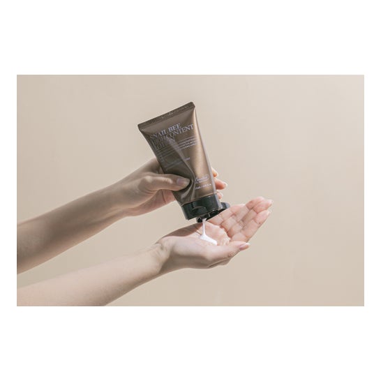 Benton Snail Bee High Content Face Lotion Tube 120 ml