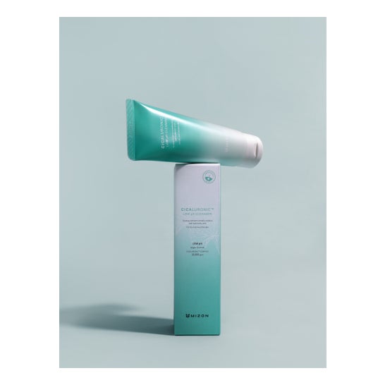 Mizon Cicaluronic Low pH Cleansing Foam 120ml