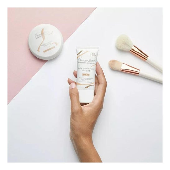 Embryolisse Secret de Maquilleurs Voile Illuminateur de Teint BB Cream SPF20 30ml Embryolisse Secret de Maquilleurs Voile Illuminateur de Teint BB Cream SPF20 30ml