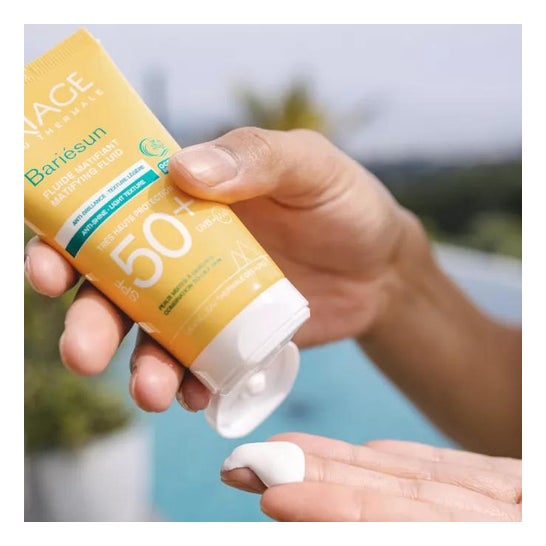 Uriage Bariésun Matvloeistof SPF50 + 50ml Uriage Bariésun Matvloeistof SPF50 + 50ml