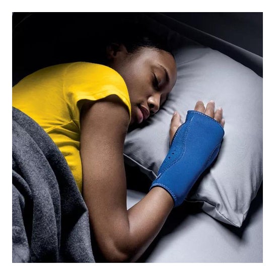 Futuro™ Carpal support wristband night 1 pc Futuro™ Carpal support wristband night 1 pc