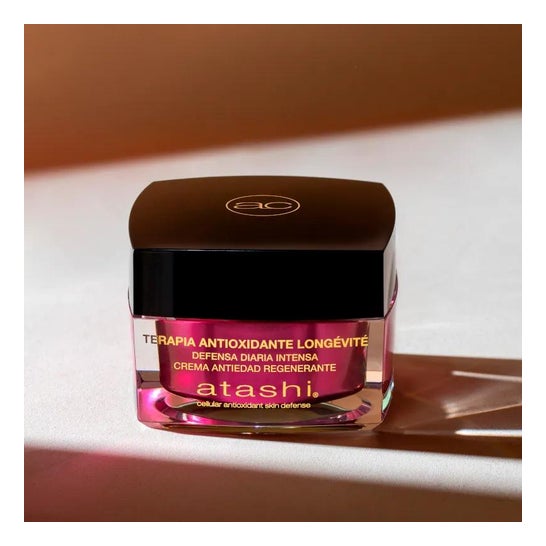 Atashi Antiossidante Cellulare Anti-invecchiamento 50ml + Crema Idratante SPF15 50ml Atashi Antiossidante Cellulare Anti-invecchiamento 50ml + Crema Idratante SPF15 50ml