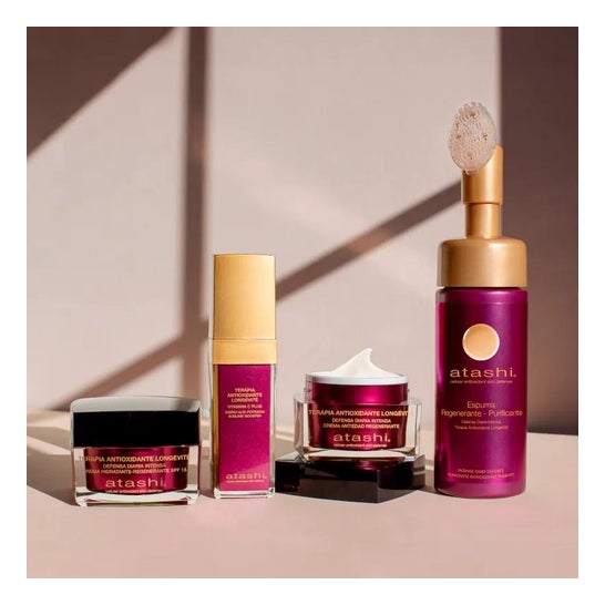 Atashi Antiossidante Cellulare Anti-invecchiamento 50ml + Crema Idratante SPF15 50ml Atashi Antiossidante Cellulare Anti-invecchiamento 50ml + Crema Idratante SPF15 50ml