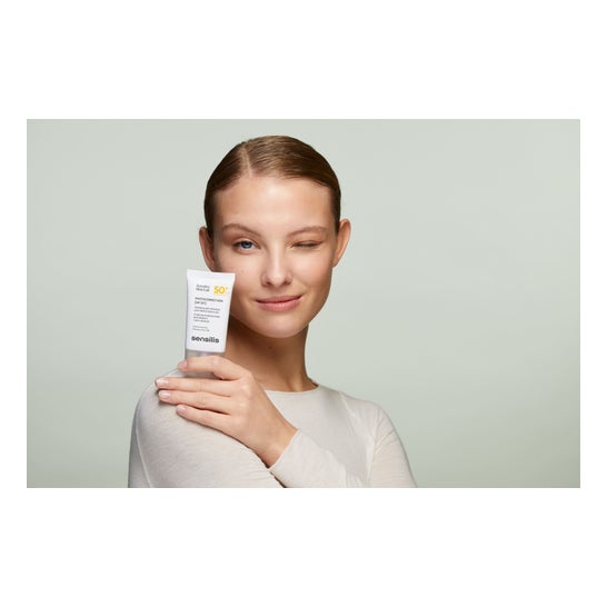 Sensilis Photocorrection [AR 50+] Fluido Reafirmante Anti-Rojeces SPF50+ 2x40 ml