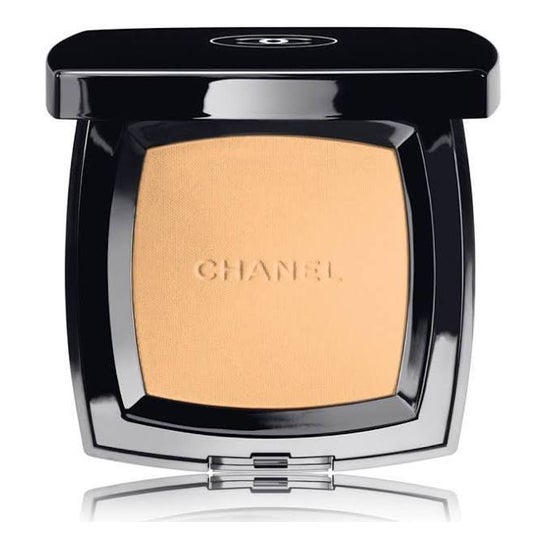 Review : Chanel Poudre Universelle Compacte - Queen Of All You See