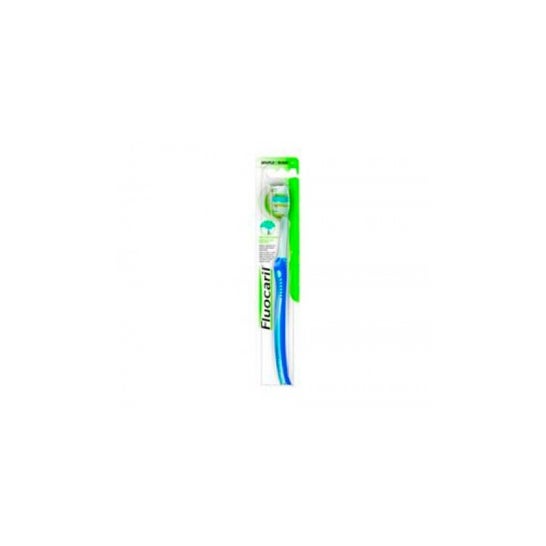 Fluocaril™ cepillo antibacterial 35 dureza media 1ud
