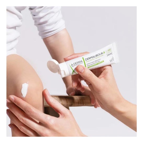 A-Derma Dermalibour+ CICA Bálsamo Labial Reparador 15ml A-Derma Dermalibour+ CICA Bálsamo Labial Reparador 15ml