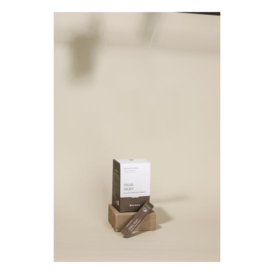 Mizon Snail Silky Peeling Scrub 40x5g