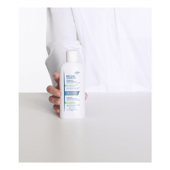 Ducray Kelual Squanorm Champú Anticaspa Caspa grasa 400 ml