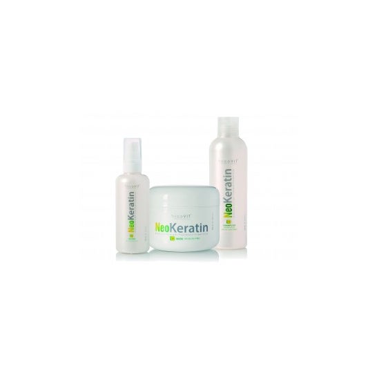 Neokeratin Keratin Treatment is a pack of 3 products rich in keratin. They help to restore hair fiber progressively and repair dry and damaged hair. In addition, the result is healthy, shiny and frizz-free hair. Its extremely soft, salt-free formulation delicately nourishes the hair.
The Neokeratin Shine treatment is indicated for

Pre-straightening treatment with NeoKeratin: when the hair is very malnourished and punished.
Treatment of deep hydration: when the aim is not to smooth, but to finish with the frizz, to restore, to contribute body and to hydrate the hair.
Maintenance treatment: to keep the straightening treatment longer, we also provide hydration to the hair.

This pack contains:

Neokeratin Shampoo S5 250 ml.
Neokeratin S6 mask 200 ml.
Neokeratin S3 Moisturizing Balm 125 ml.