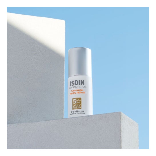 ISDIN Fotoprotector Fusion Water Magic Repair SPF50 50 ml
