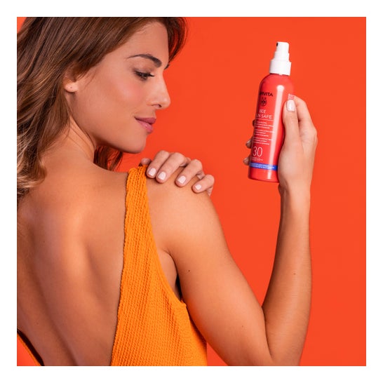 Apivita Bee Sun Safe Spray Hydra Melting Ultra Ligero Facial & Corporal Spf30 200 ml