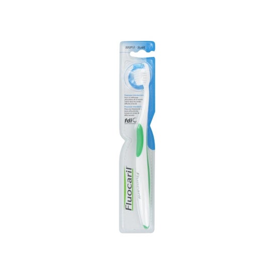 Fluocaril Adult Complete Smooth Fluoride Toothbrush