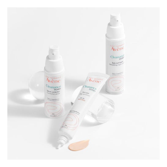 Avène Cleanance Woman Cuidado de Día con Color 40ml