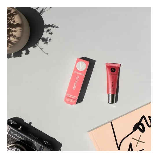 Volumax Fruit Gloss jordbær og creme 15ml Volumax Fruit Gloss jordbær og creme 15ml